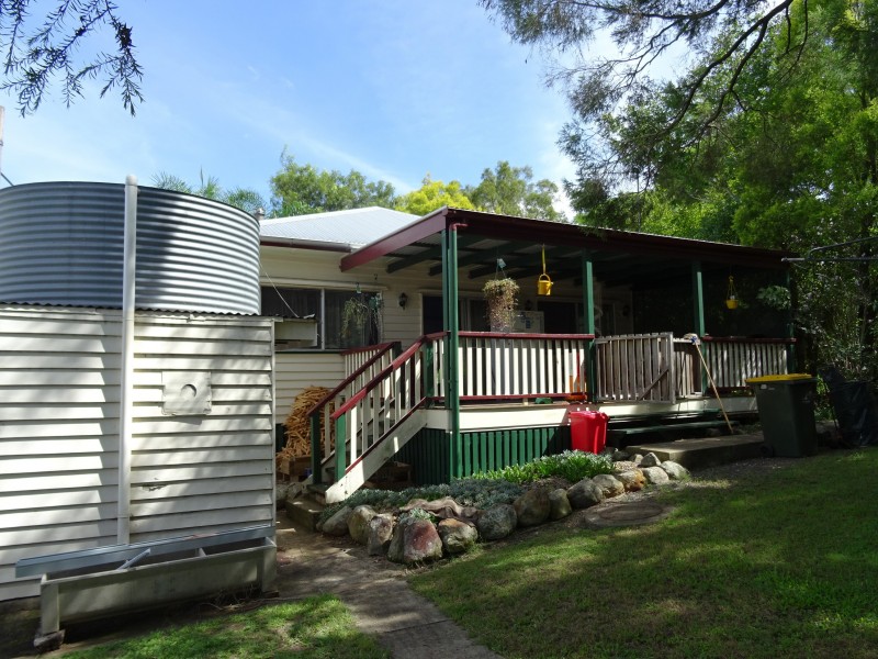 4 Mt Carmel Rd, Boonah QLD 4310