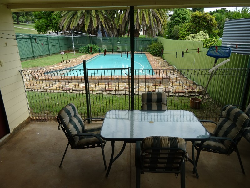 10 Bell St, Boonah QLD 4310