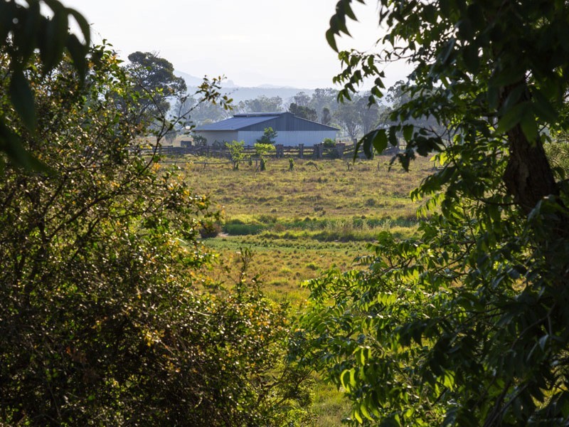 10 Grace St, Dugandan QLD 4310