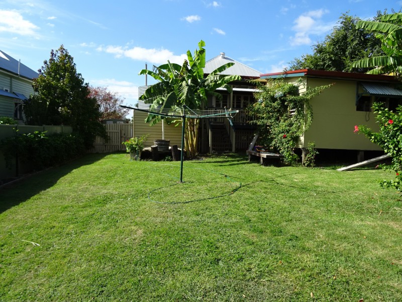 6 Mary St, Boonah QLD 4310