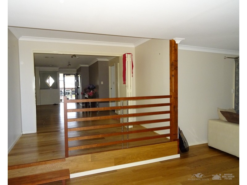 5 Woodfull St, Dugandan QLD 4310