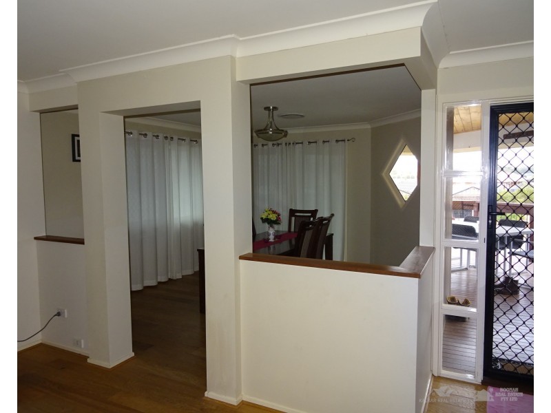 5 Woodfull St, Dugandan QLD 4310