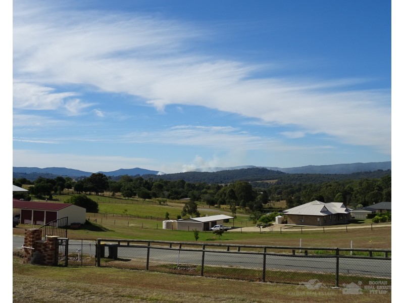19 Stacey Dr, Boonah QLD 4310