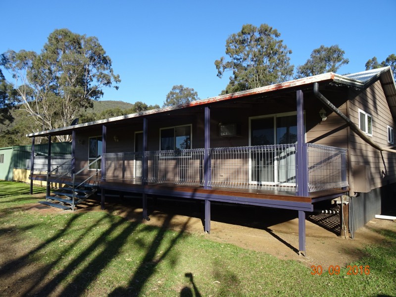 7237 Cunningham Hwy, Mount Edwards QLD 4309