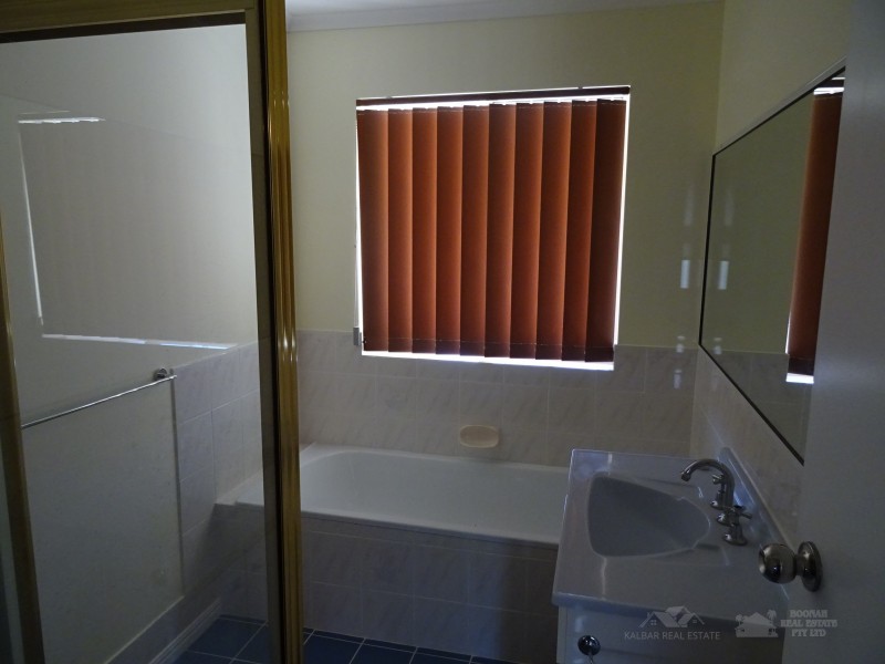 34 Edward St, Kalbar QLD 4309