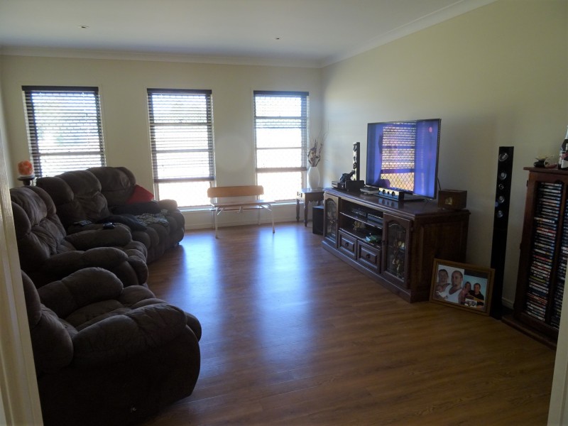 4 HUGHES Court, Aratula QLD 4309