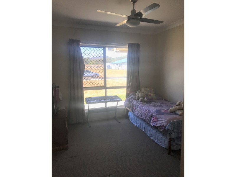 4 HUGHES Court, Aratula QLD 4309