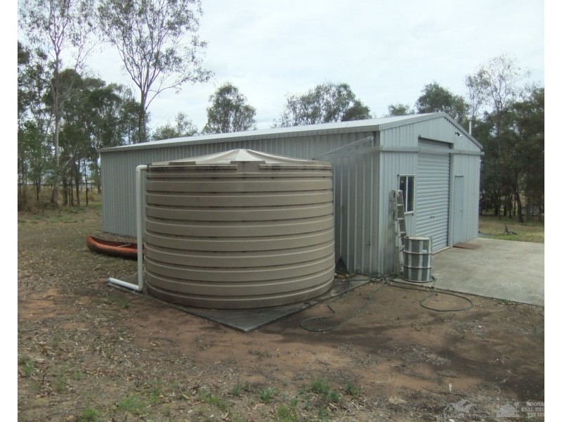 173 Peak Crossing Churchbank Weir Rd, Peak Crossing QLD 4306