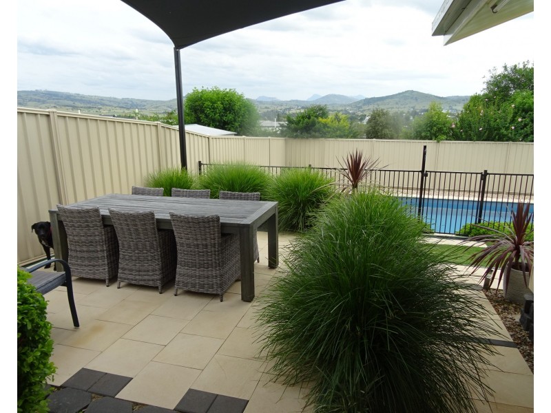 12 Hunter St, Boonah QLD 4310