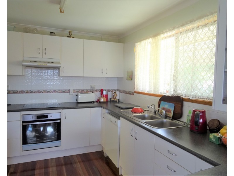 9 Mclauchlan St, Boonah QLD 4310