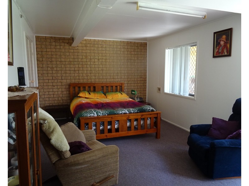 9 Mclauchlan St, Boonah QLD 4310