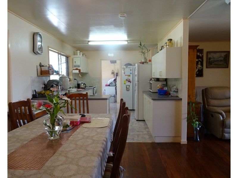 8 Hunter St, Boonah QLD 4310