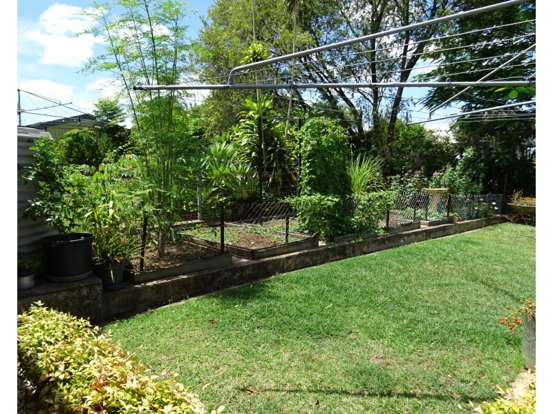 8 Hunter St, Boonah QLD 4310