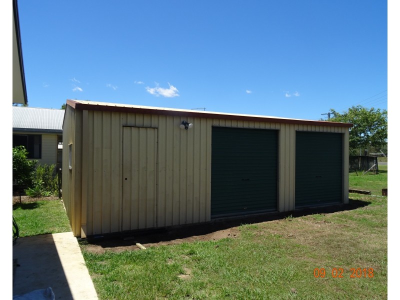 Peak Crossing QLD 4306