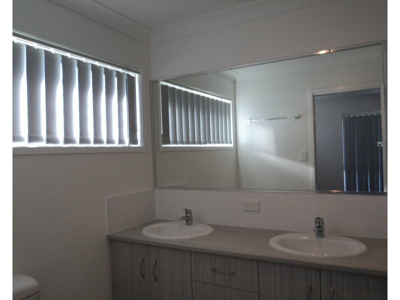 1 Thyrlene Ct, Boonah QLD 4310