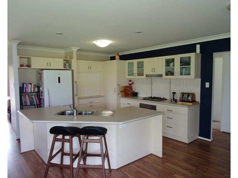 571 Lake Moogerah Rd, Charlwood QLD 4309