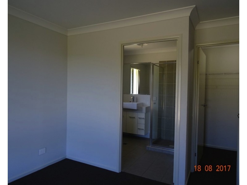 4 Preston Ct, Dugandan QLD 4310