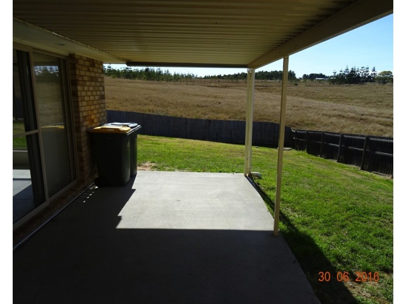 40 Devin Dr, Boonah QLD 4310