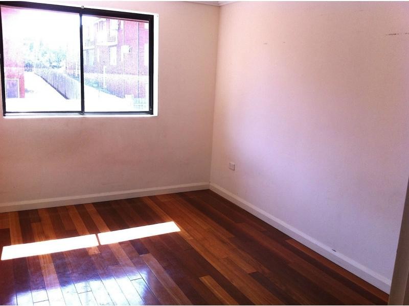 10/30 Glen Street, Marrickville NSW 2204