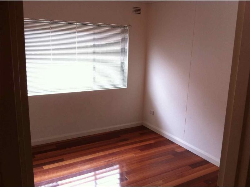 2/30 Glen Street, Marrickville NSW 2204