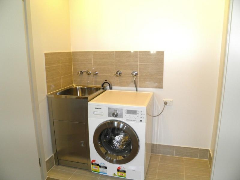 49 Hill Road, Wentworth Point NSW 2127