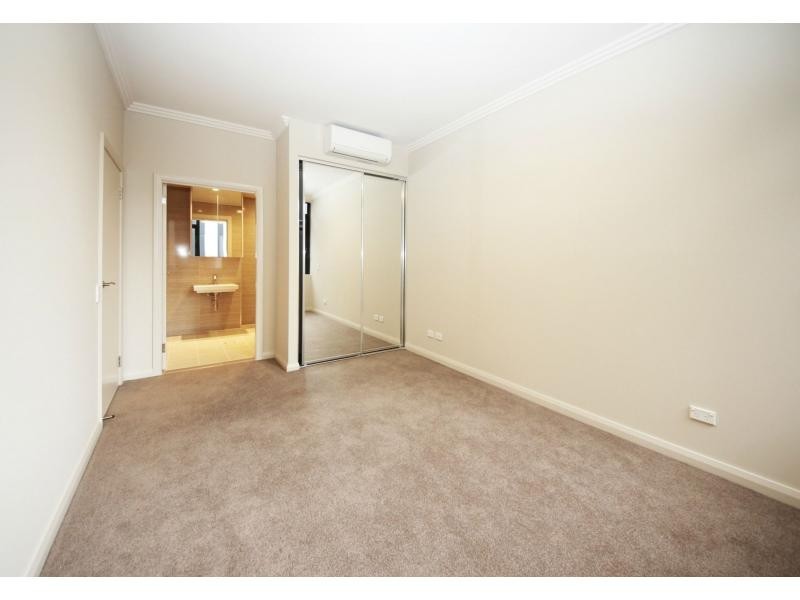 405/2 Footbridge Boulevard, Wentworth Point NSW 2127