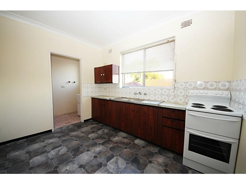 7/25 Fourth Avenue, Campsie NSW 2194