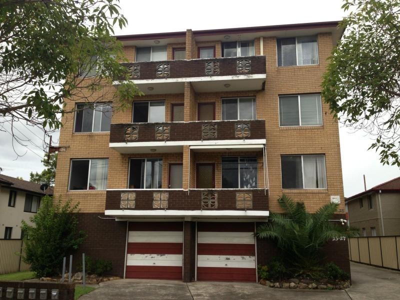 7/25 Fourth Avenue, Campsie NSW 2194