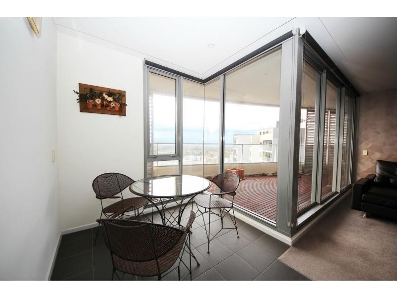 2202/9 Railway Street, Chatswood NSW 2067