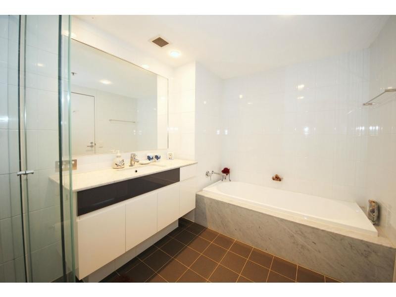 2202/9 Railway Street, Chatswood NSW 2067