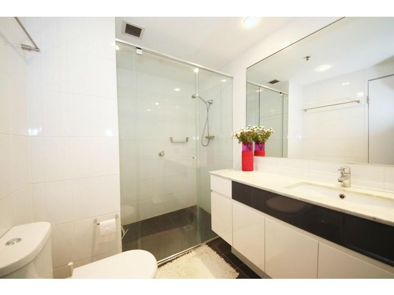 2202/9 Railway Street, Chatswood NSW 2067