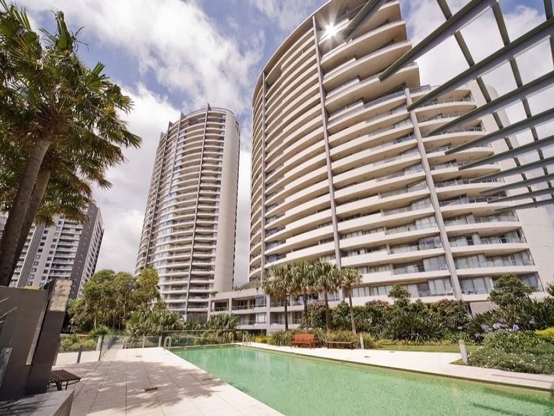 2202/9 Railway Street, Chatswood NSW 2067