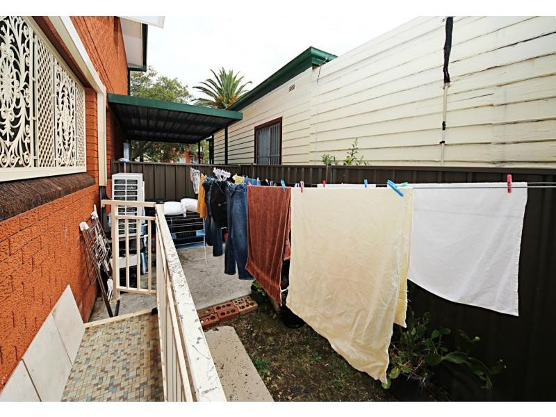 2/57-59 Eighth Avenue, Campsie NSW 2194