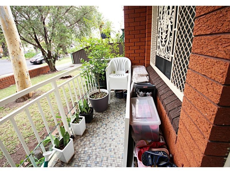 2/57-59 Eighth Avenue, Campsie NSW 2194