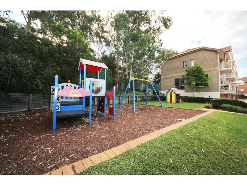 15/94-116 Culloden Road, Marsfield NSW 2122
