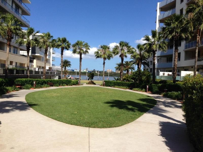 607/7 Stromboli Strait, Wentworth Point NSW 2127