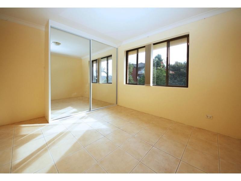 5/6 Fifth Avenue, Campsie NSW 2194