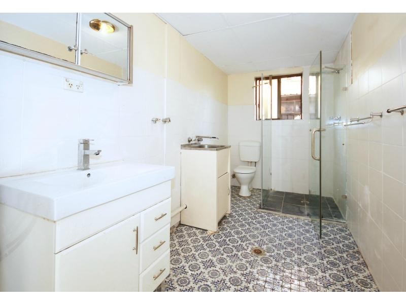 5/6 Fifth Avenue, Campsie NSW 2194