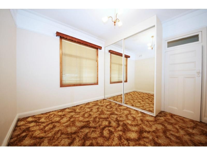 31 Beauchamp Street, Marrickville NSW 2204