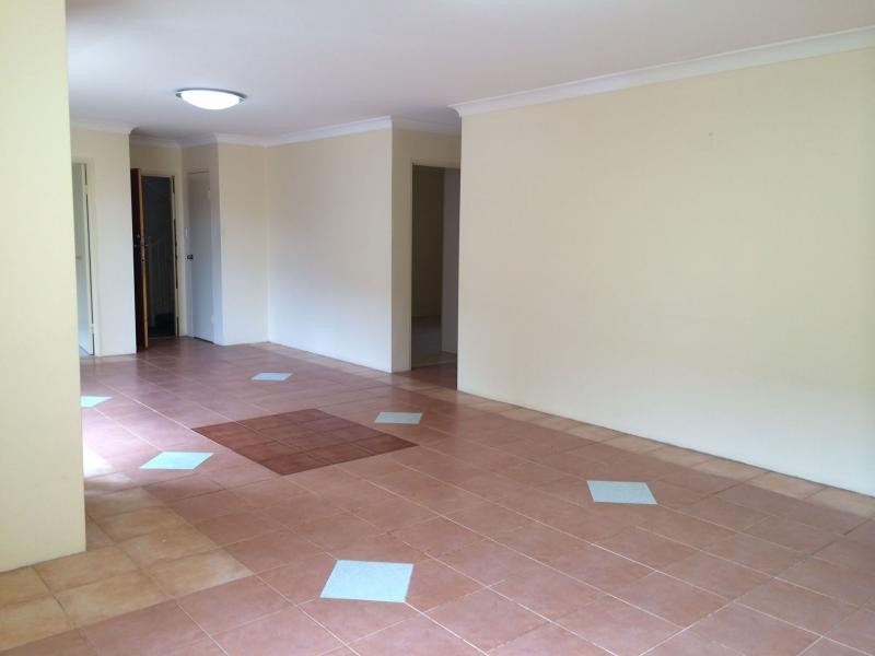 2/4 Fifth Avenue, Campsie NSW 2194