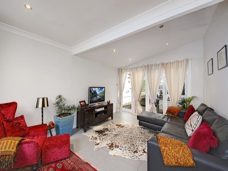 6 Weston Street, Dulwich Hill NSW 2203