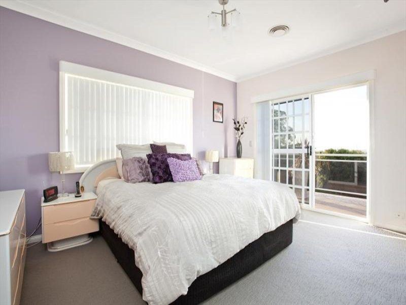 7 Jarrah Close, Alfords Point NSW 2234