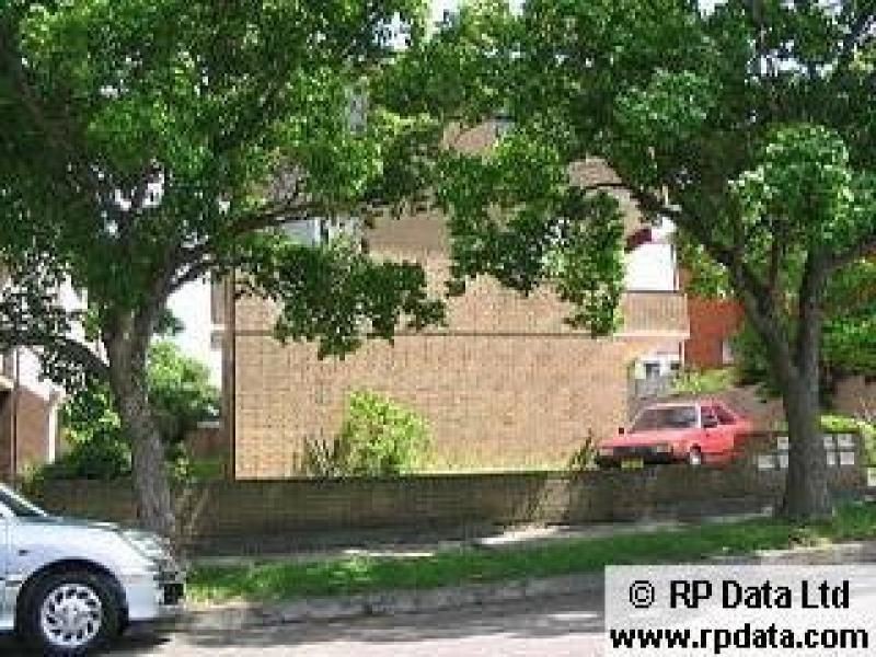 6/9 Bayley Street, Marrickville NSW 2204