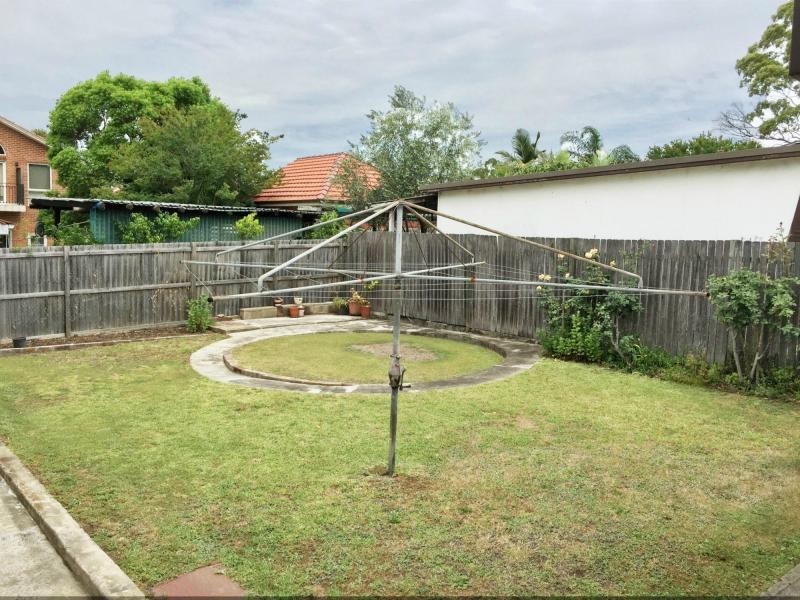 23 Cabarita Road, Concord NSW 2137