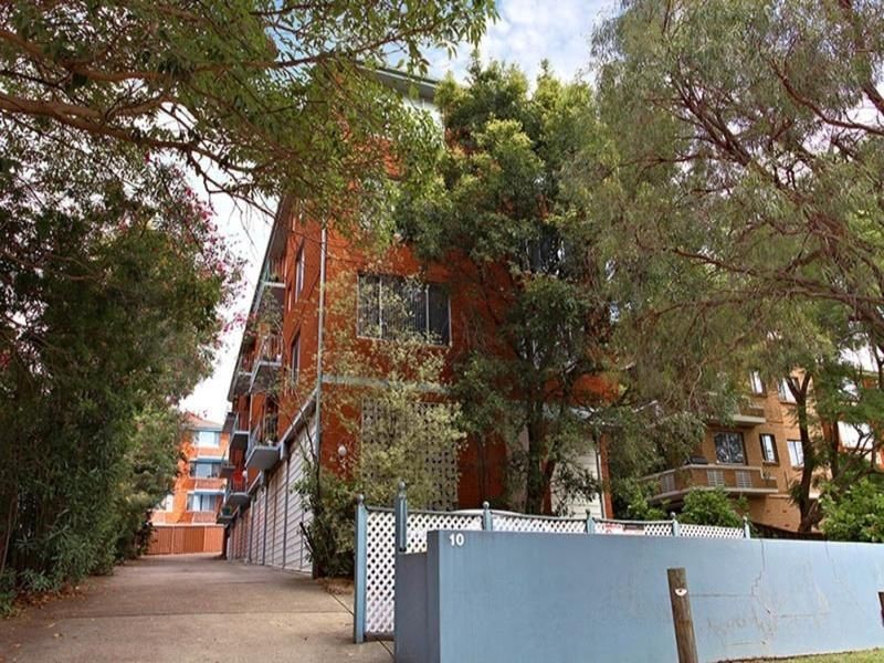 4/10 Curzon Street, Ryde NSW 2112