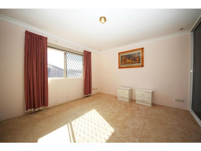 2/98 Queen Street, Ashfield NSW 2131