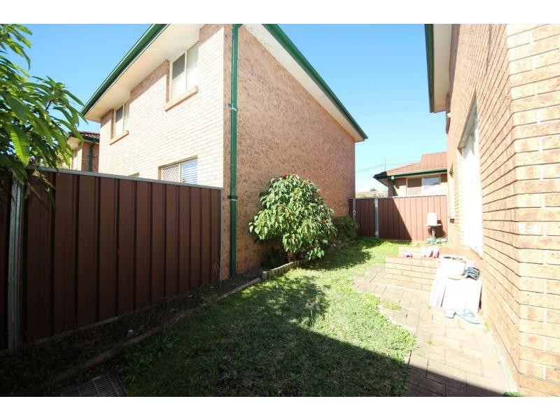 2/98 Queen Street, Ashfield NSW 2131