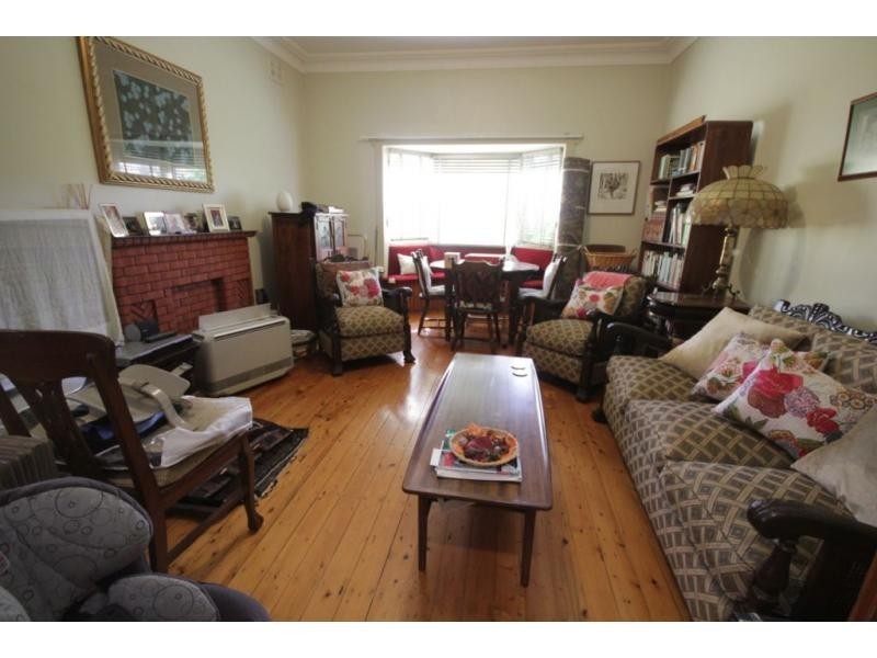 24 Hamilton Avenue, Earlwood NSW 2206