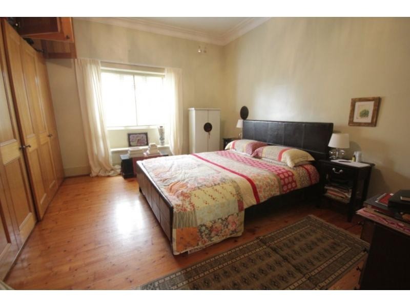 24 Hamilton Avenue, Earlwood NSW 2206