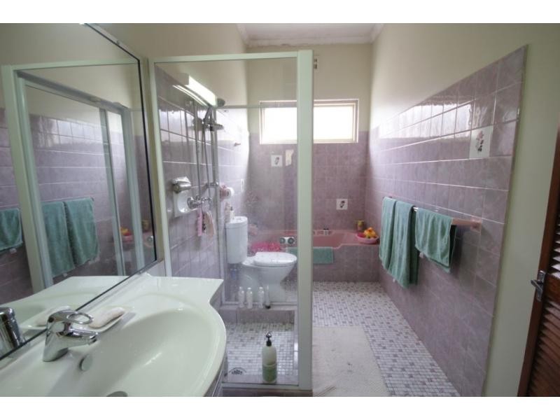 24 Hamilton Avenue, Earlwood NSW 2206